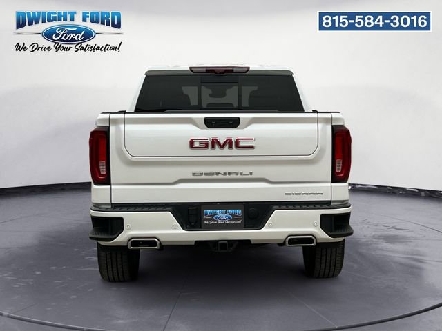Used 2023 GMC Sierra 1500 Denali w/ Technology Package AWD/4WD image 4