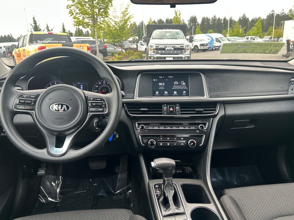 Used 2018 Kia Optima LX FWD image 7