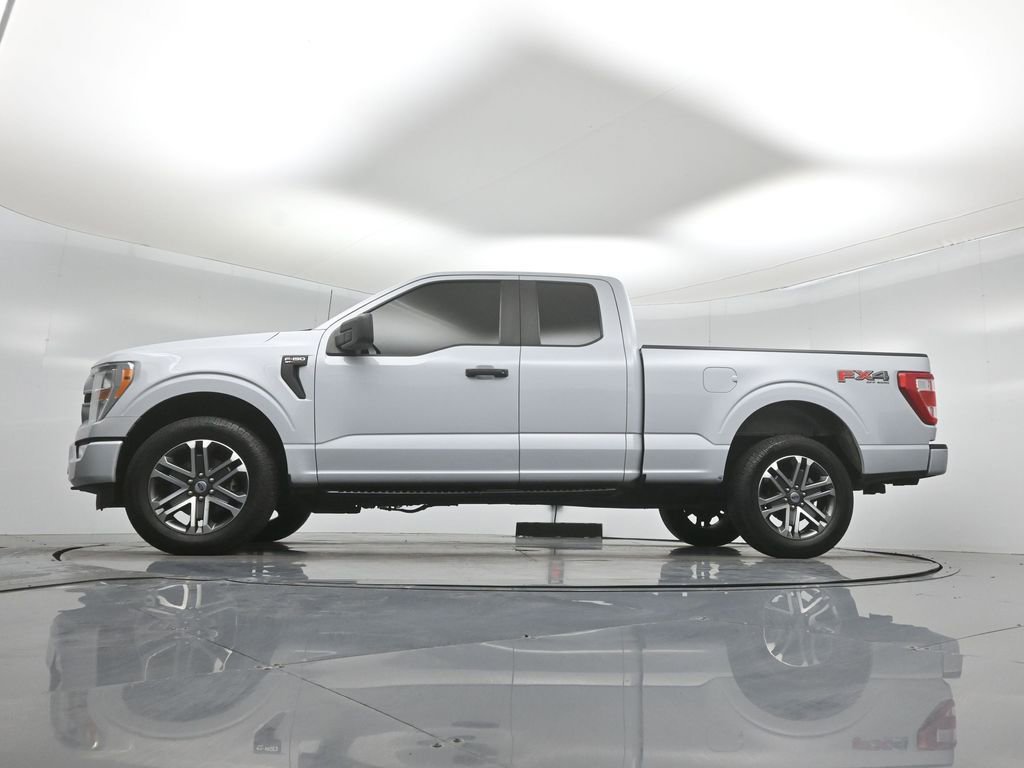 Certified 2022 Ford F150 XL w/ STX Appearance Package AWD/4WD image 8