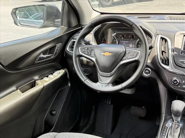 Used 2023 Chevrolet Equinox LT FWD image 11