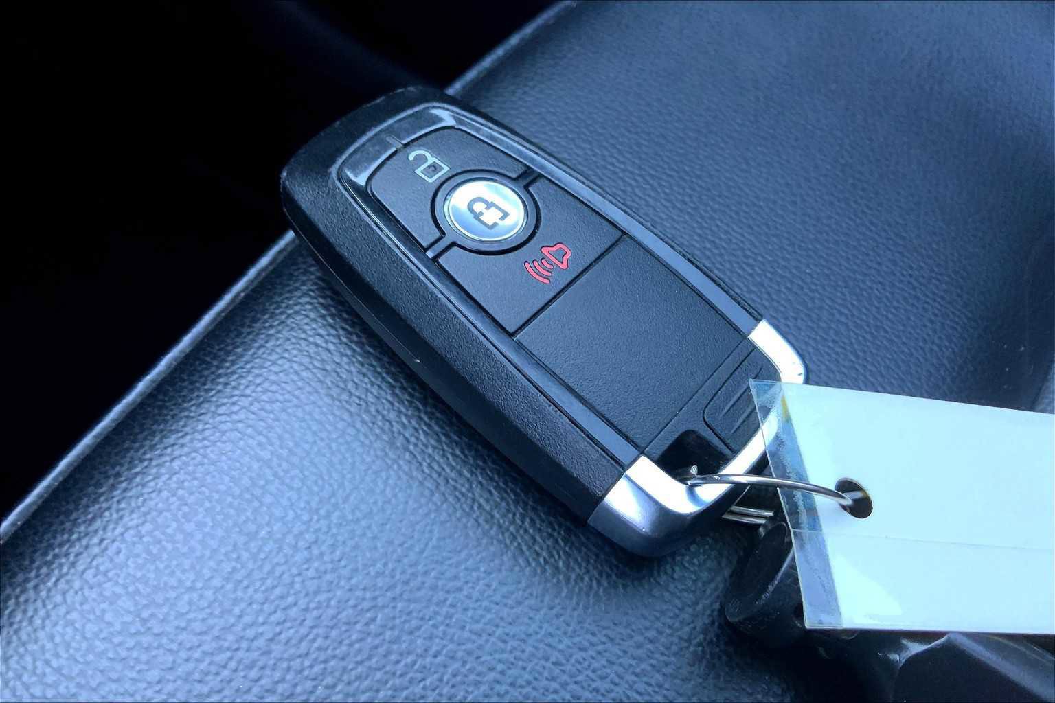 Certified 2024 Ford Edge SEL image 27