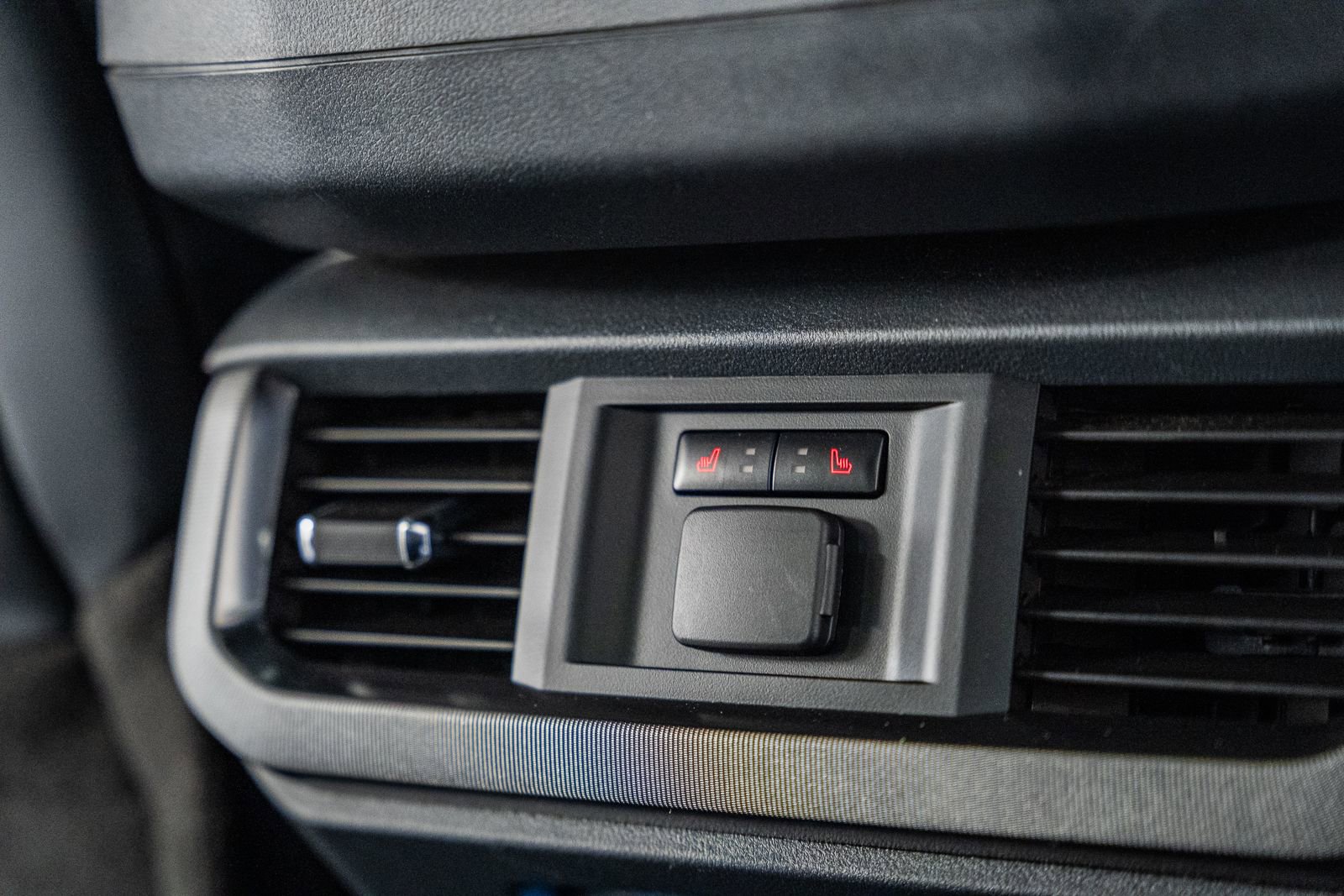 Certified 2023 Ford F150 Platinum w/ Equipment Group 701A High image 45