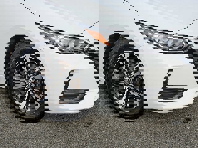 Used 2021 Nissan Sentra SV image 9