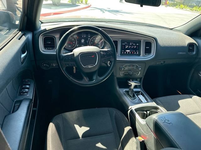 Used 2019 Dodge Charger SXT image 25