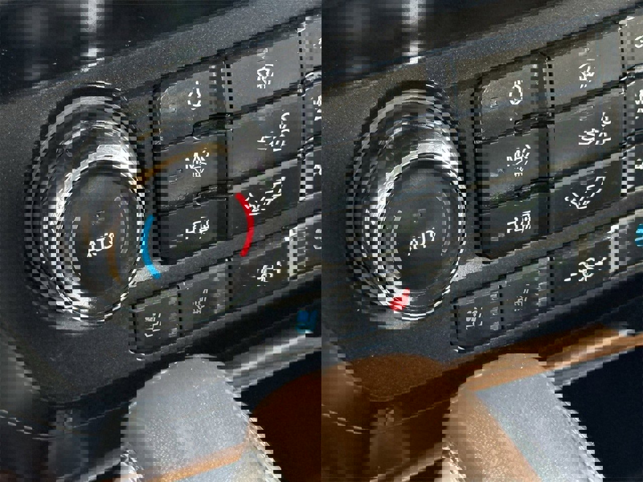 Certified 2020 Ford F150 Lariat image 20