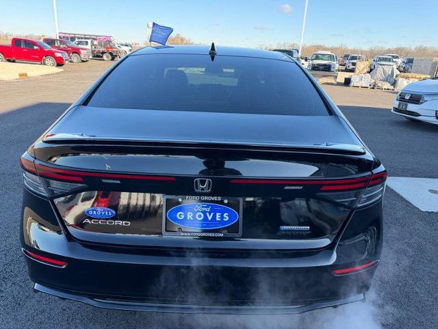 Used 2024 Honda Accord Sport image 4