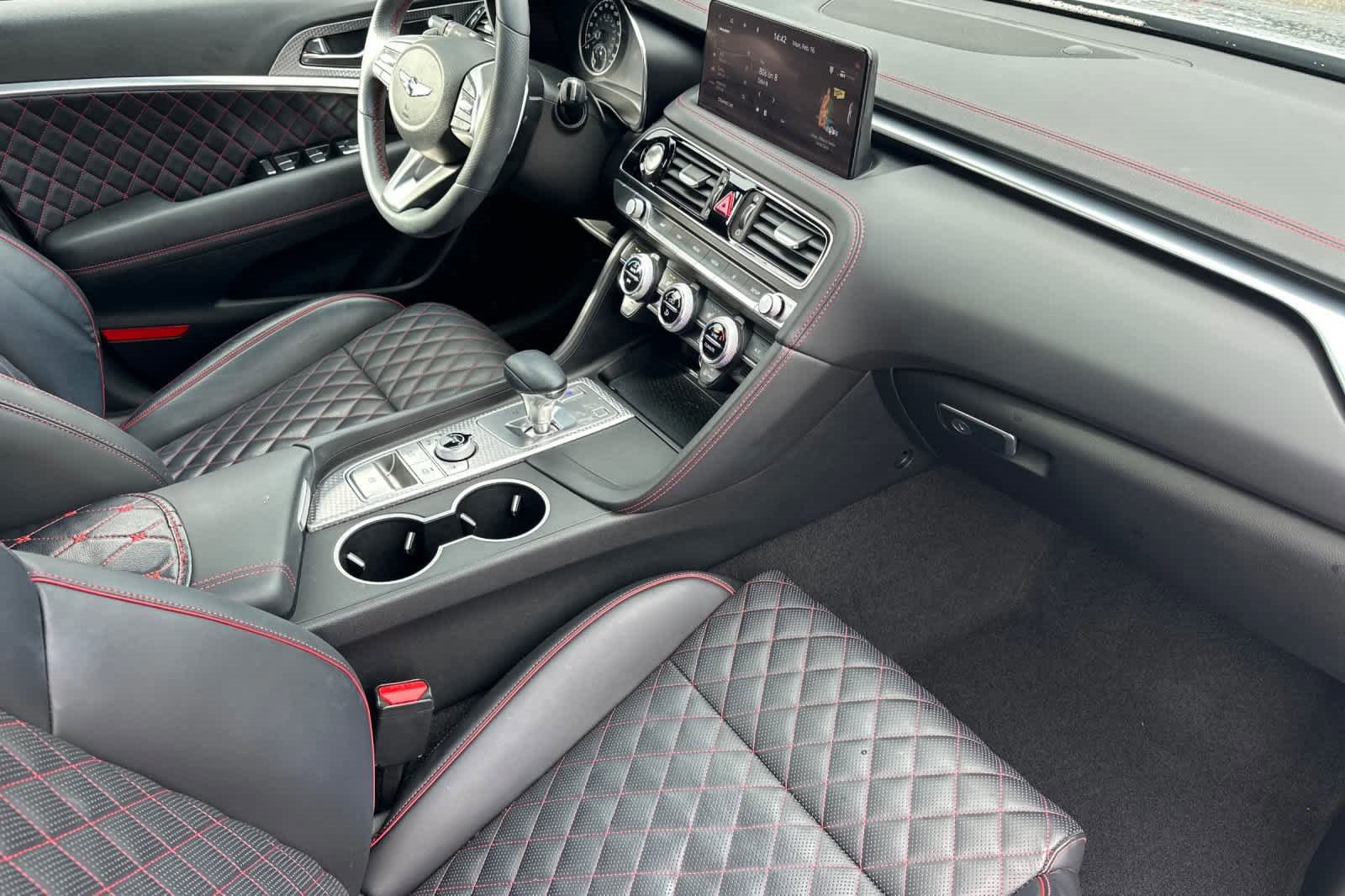 Used 2023 Genesis G70 3.3T w/ Sport Prestige Package image 15