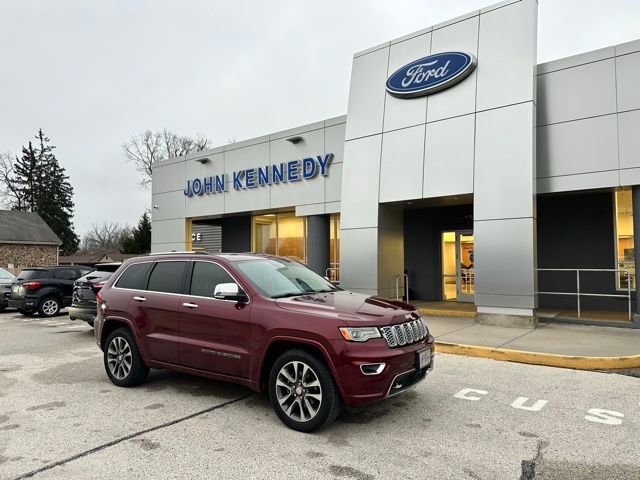 Used 2017 Jeep Grand Cherokee Overland w/ Jeep Active Safety Group image 24