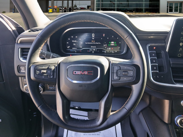 Used 2023 GMC Yukon XL AT4 w/ AT4 Premium Plus Package AWD/4WD image 12