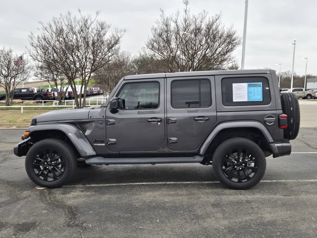 Used 2021 Jeep Wrangler Unlimited Sahara AWD/4WD image 4