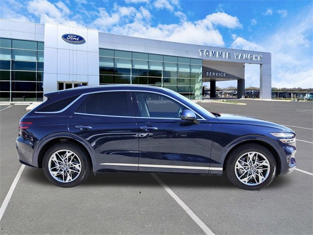 Used 2023 Genesis GV70 2.5T w/ Advanced Package image 2