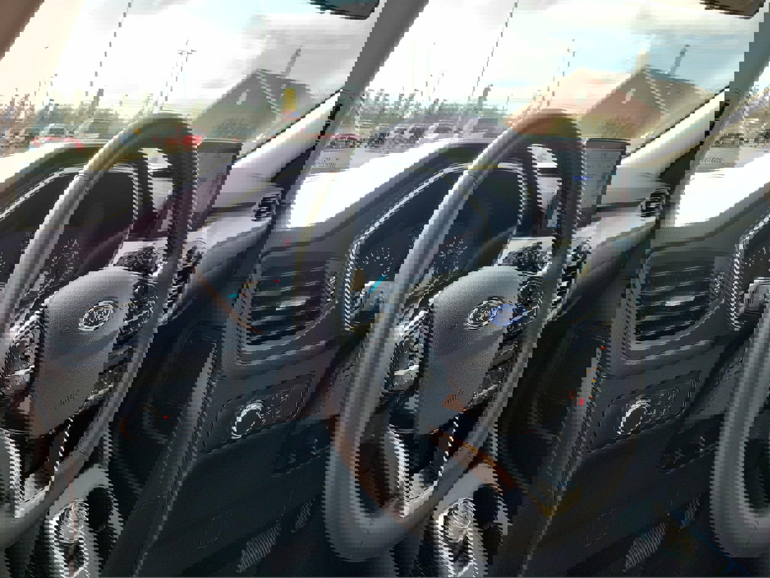 Certified 2022 Ford Escape SE w/ Cold Weather Package image 21