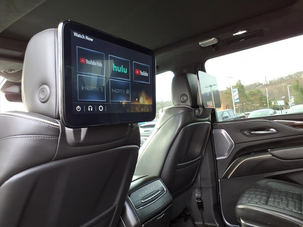 Used 2023 Cadillac Escalade ESV Sport Platinum w/ LPO, ONYX Package image 13