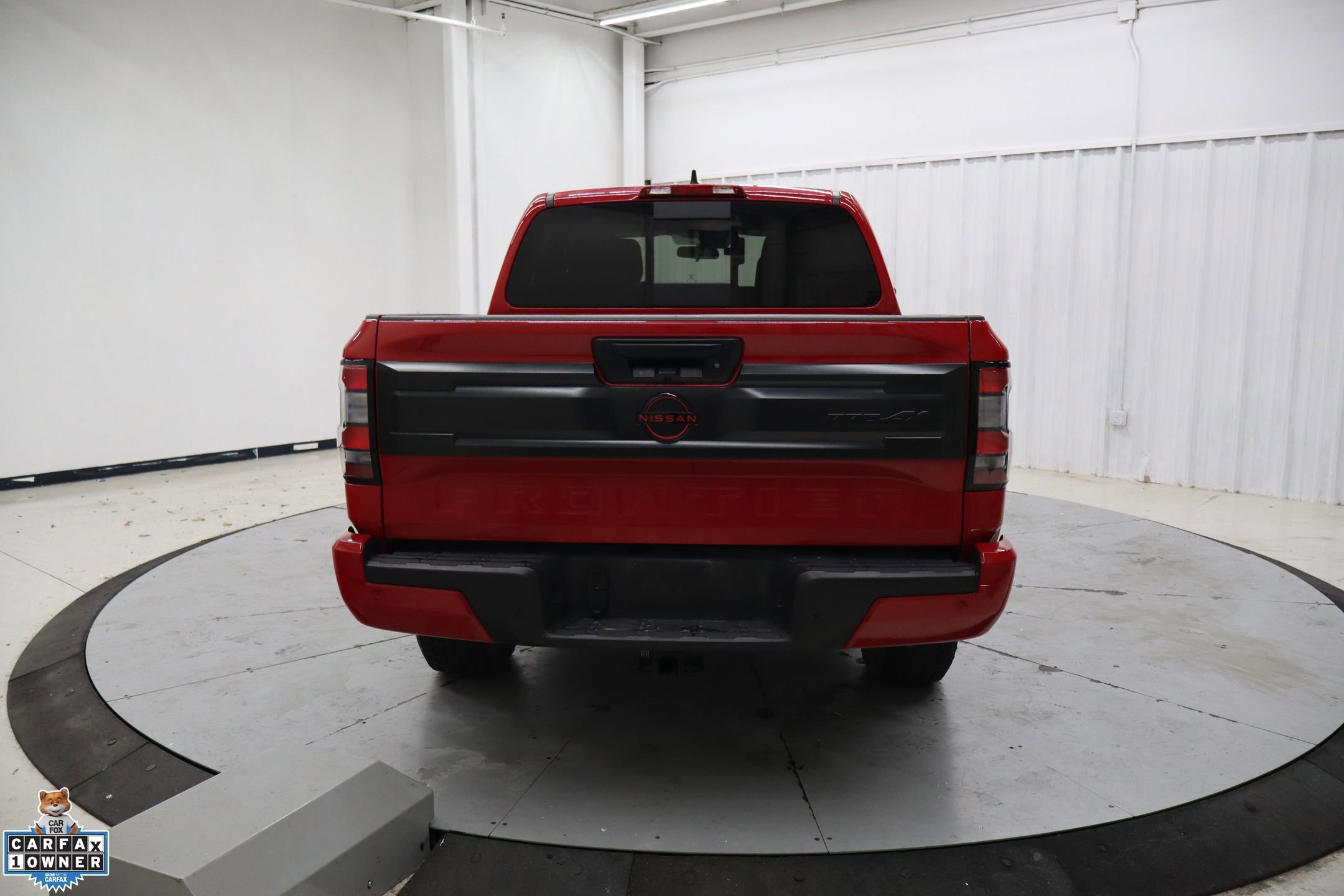 Used 2025 Nissan Frontier PRO-4X w/ Pro Convenience Package image 6