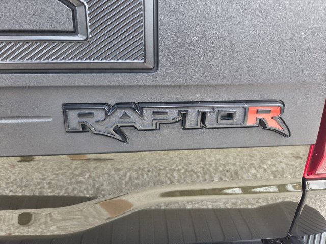 Certified 2025 Ford F150 Raptor w/ Equipment Group 803A Raptor R AWD/4WD image 17