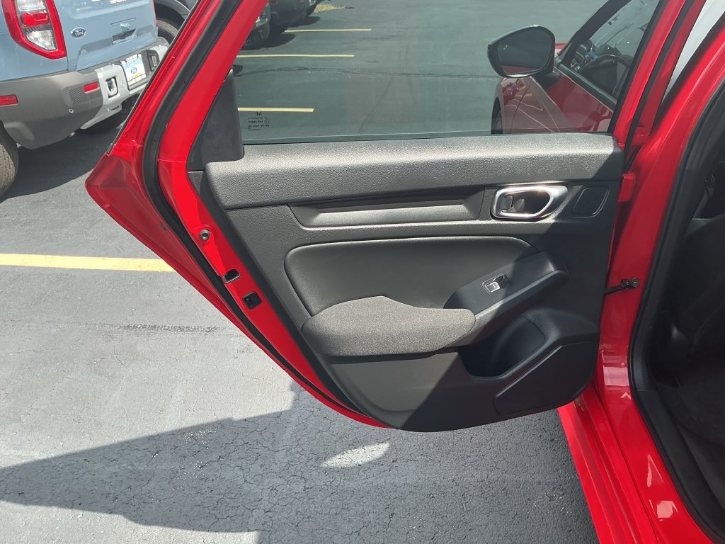 Used 2025 Honda Civic Sport image 23
