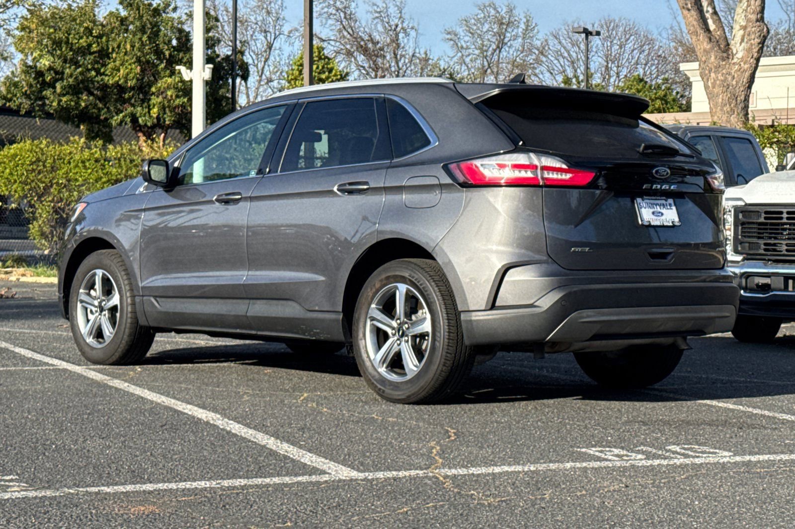 Certified 2024 Ford Edge SEL w/ Convenience Package image 3