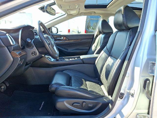 Used 2018 Nissan Maxima Platinum image 13