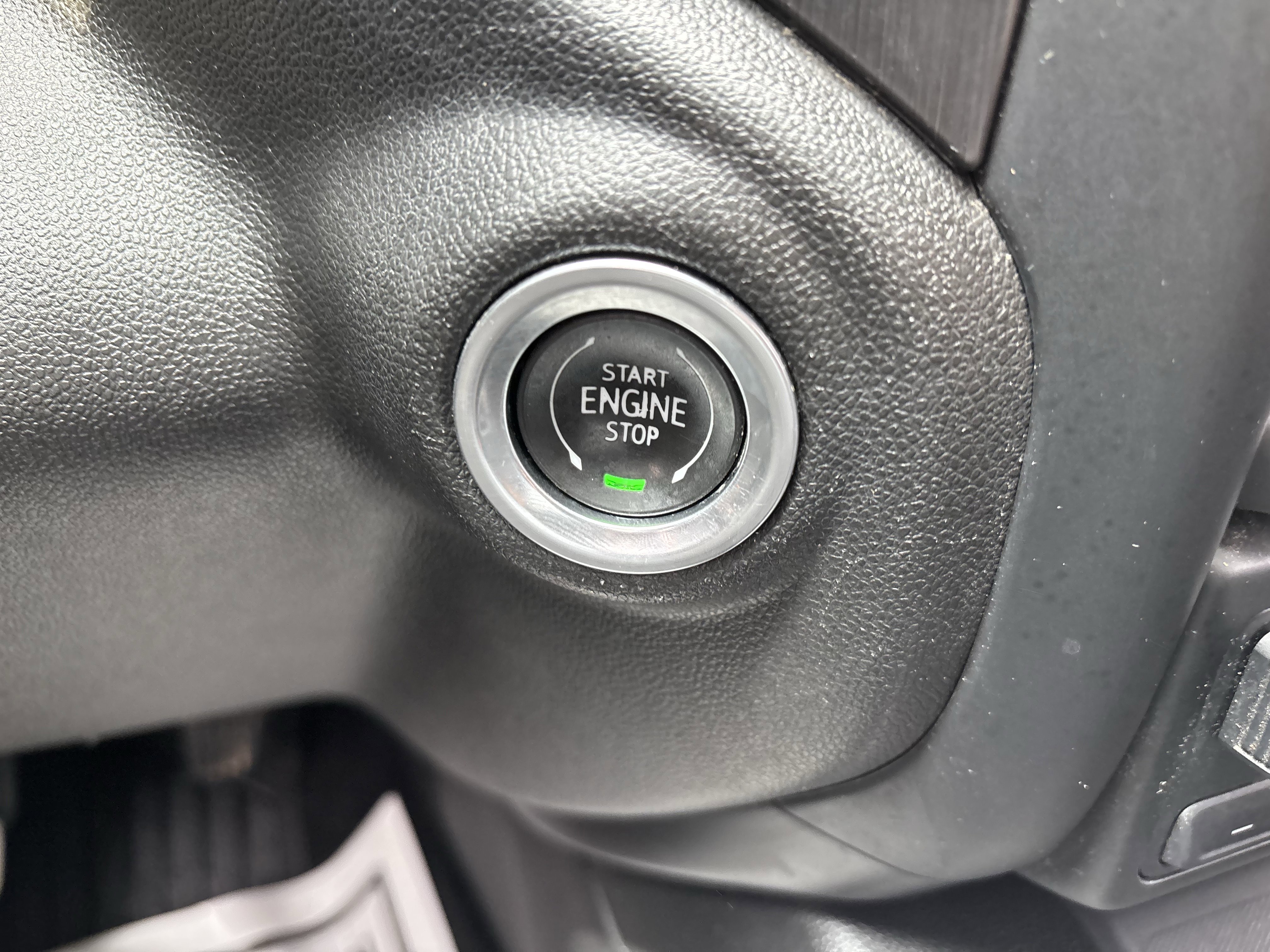 Used 2020 GMC Sierra 1500 AT4 w/ AT4 Premium Package AWD/4WD image 32