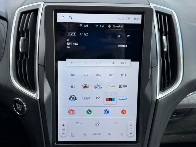Certified 2022 Ford Edge Titanium w/ Equipment Group 301A image 10