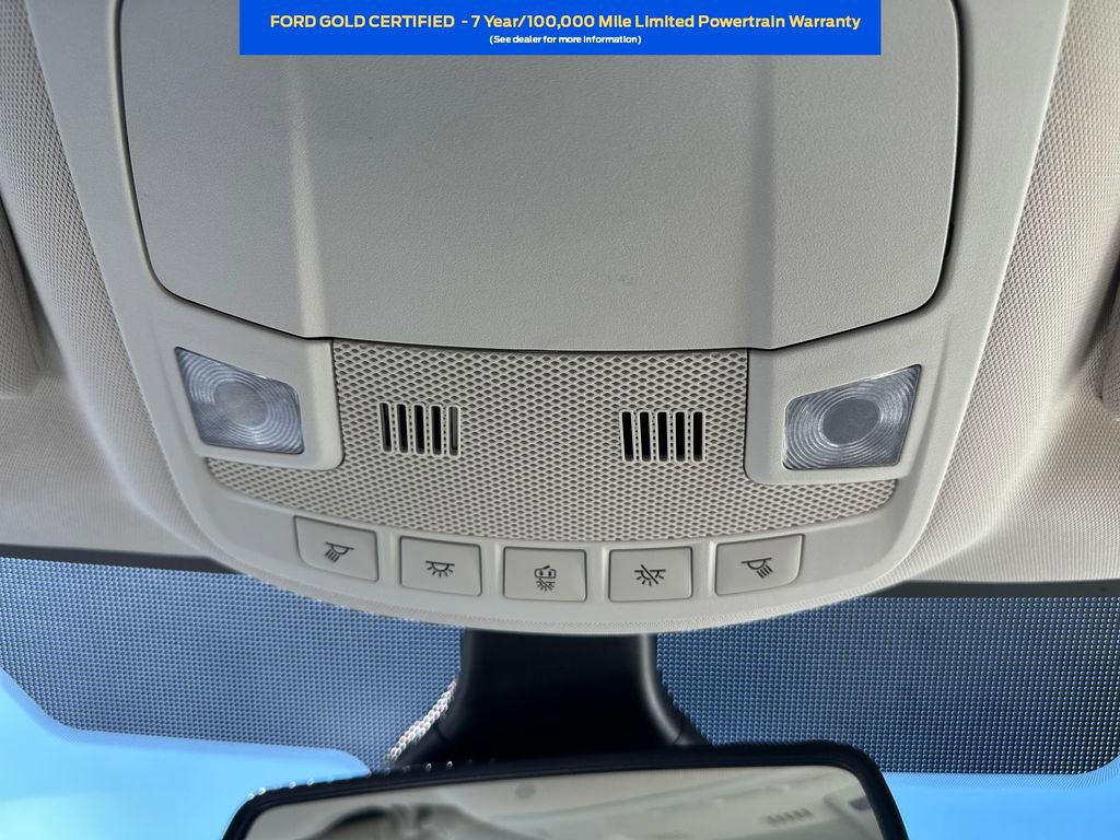 Certified 2024 Ford Edge Titanium image 18