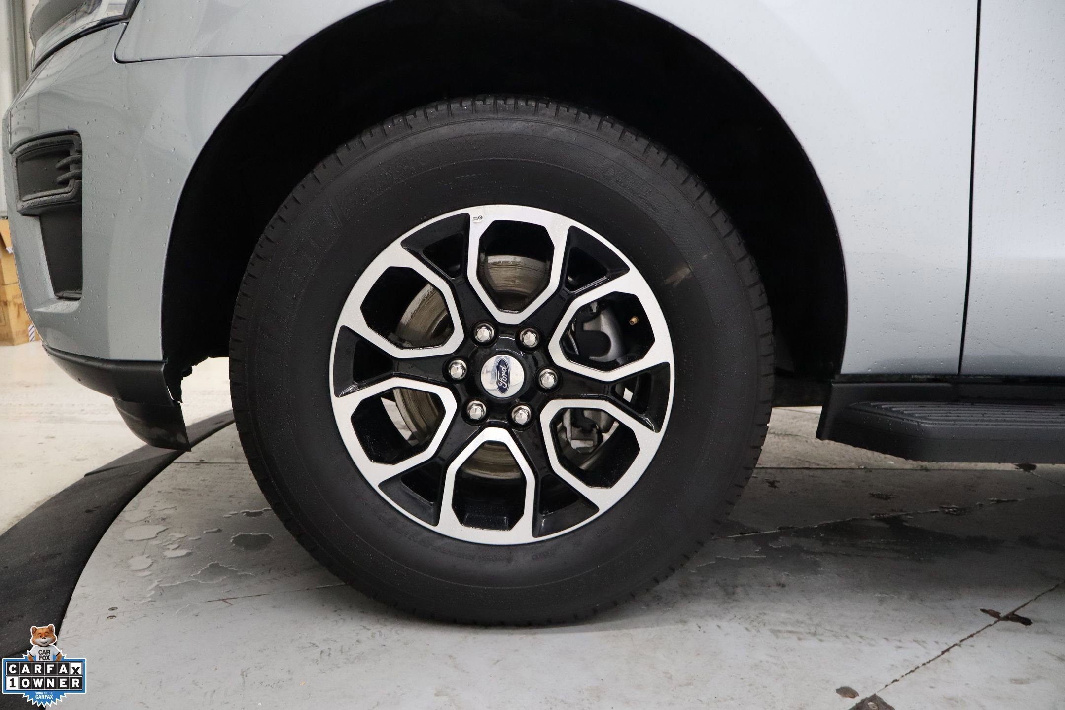 Certified 2024 Ford Expedition Max XLT image 10