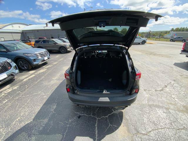 Certified 2025 Ford Escape ST-Line Select AWD/4WD image 22