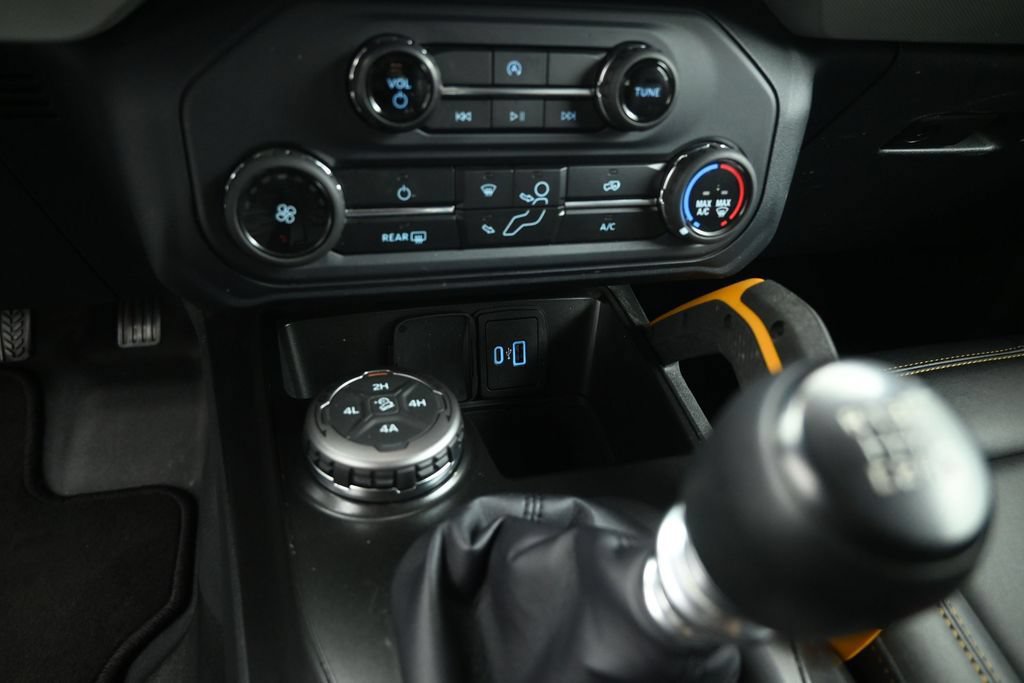 Certified 2022 Ford Bronco Badlands AWD/4WD image 19