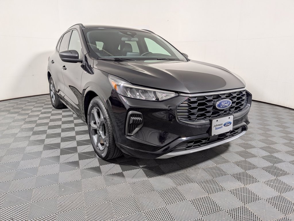 Certified 2023 Ford Escape ST-Line