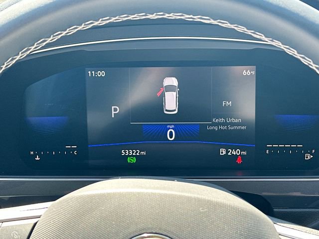 Used 2022 Volkswagen Tiguan SE image 13