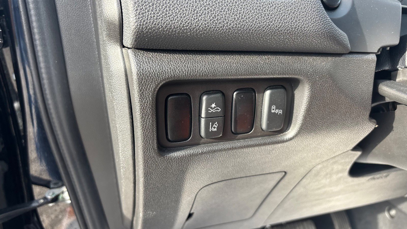 Used 2024 Mitsubishi Outlander Sport SE image 27