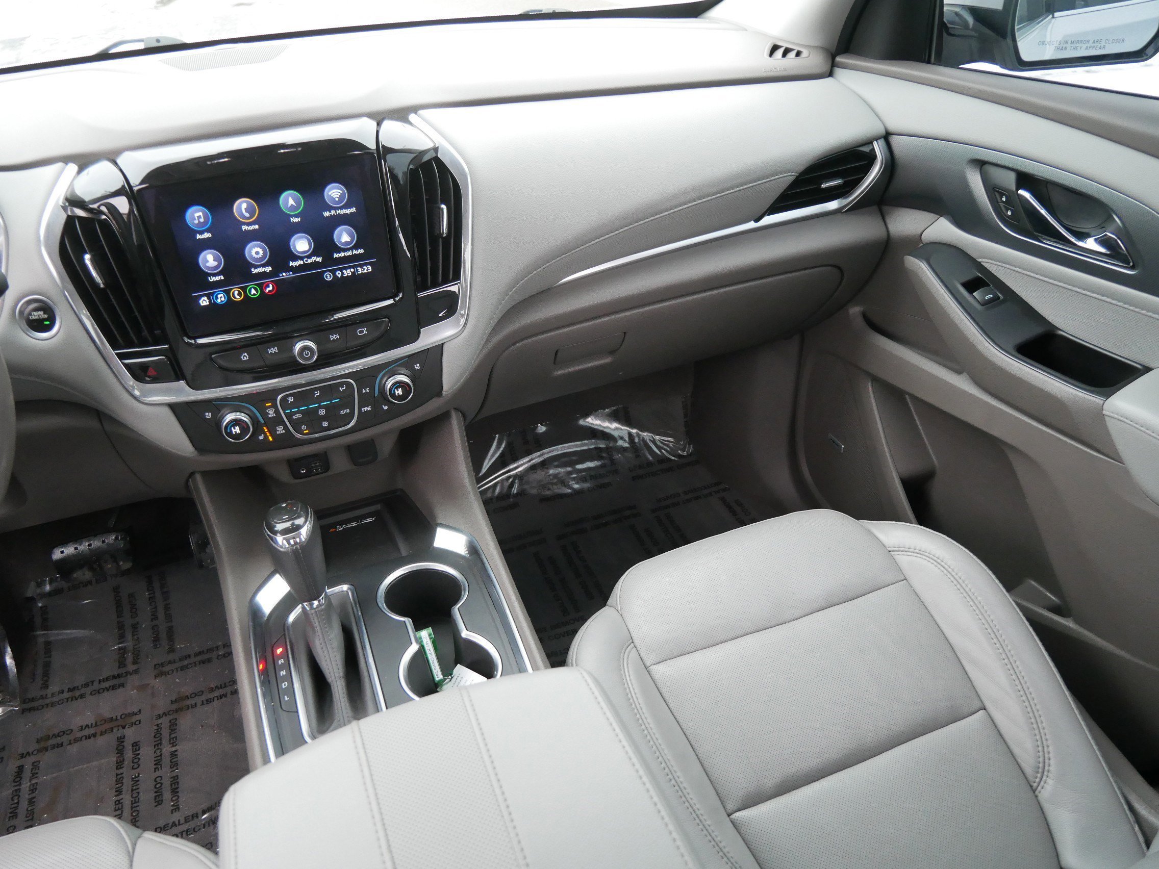 Used 2020 Chevrolet Traverse Premier image 11