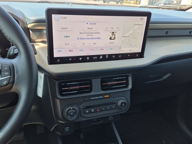 Certified 2025 Ford Maverick Lariat w/ 4K Tow Package AWD/4WD image 22