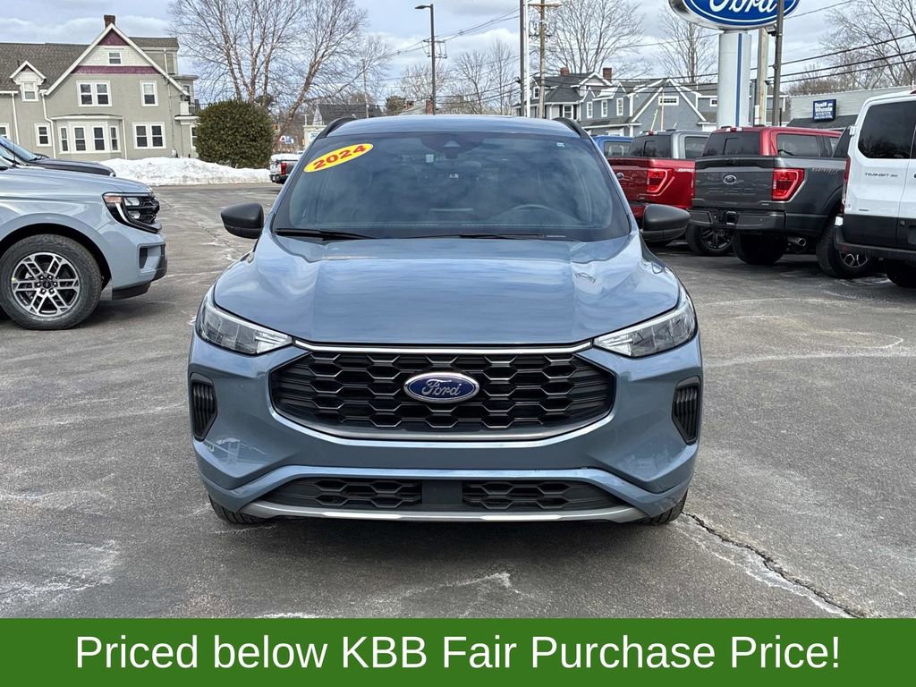 Certified 2024 Ford Escape ST-Line image 2