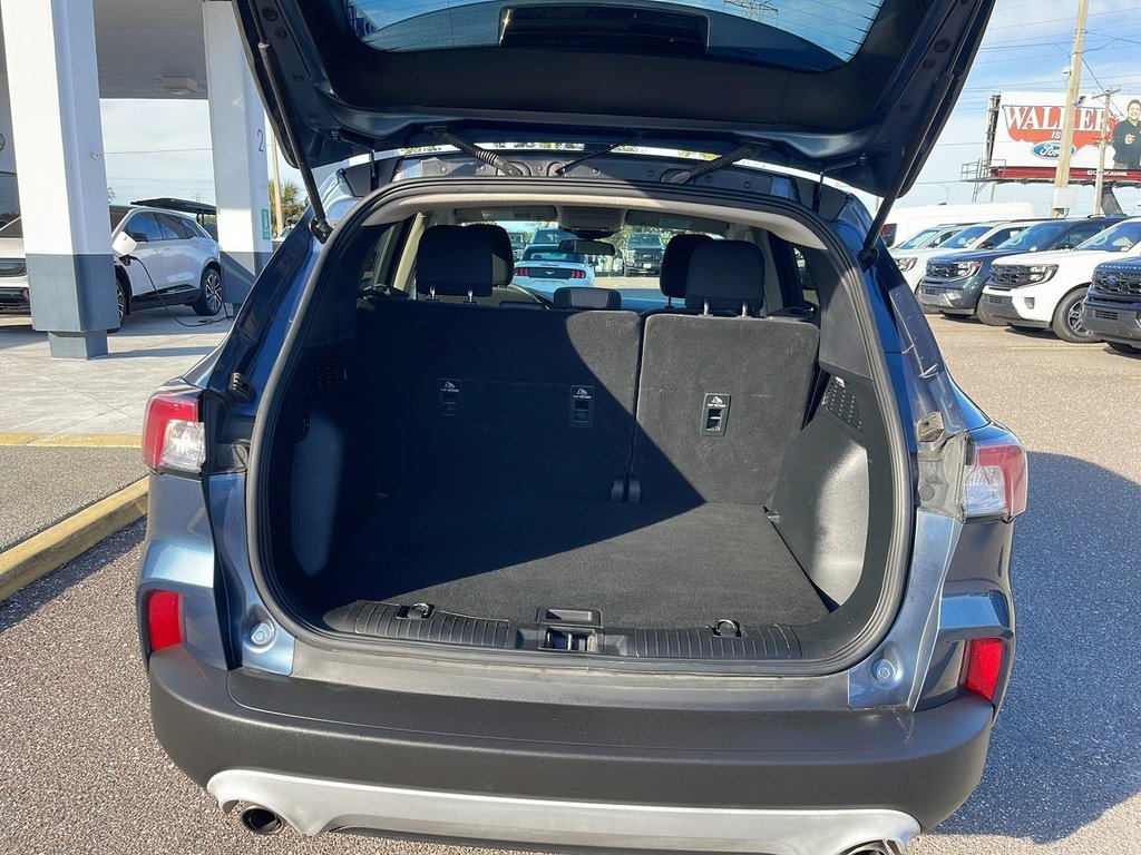 Certified 2020 Ford Escape SE image 7