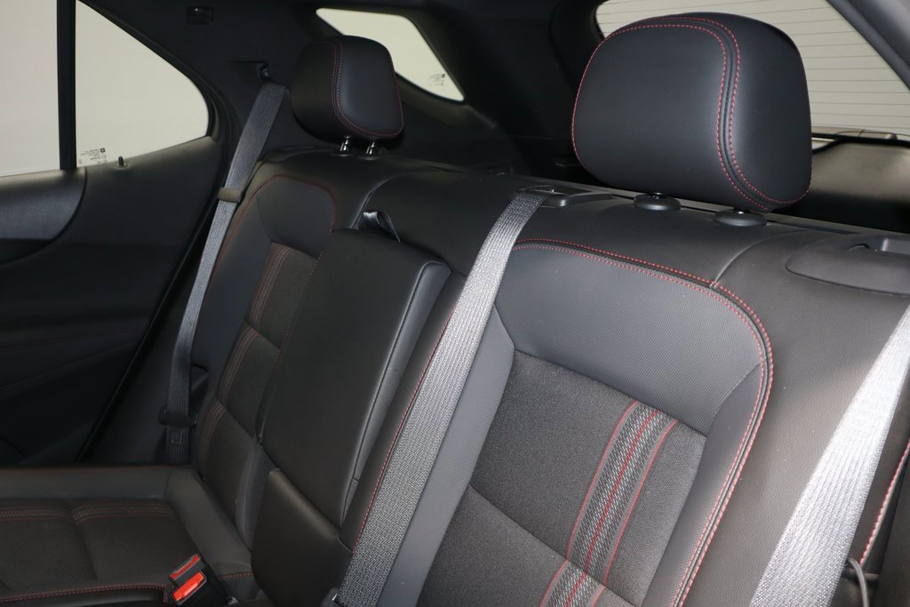 Used 2022 Chevrolet Equinox RS w/ Infotainment Package image 22