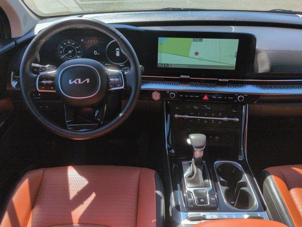 Used 2024 Kia Carnival SX Prestige FWD image 24