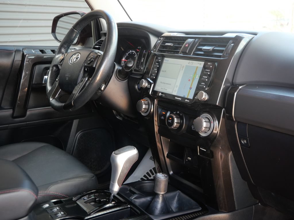 Used 2023 Toyota 4Runner TRD Off-Road Premium w/ Off Road Premium Plus Package AWD/4WD image 18