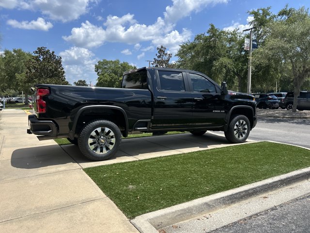 Used 2025 Chevrolet Silverado 2500 Custom w/ Z71 Off-Road Package AWD/4WD image 5