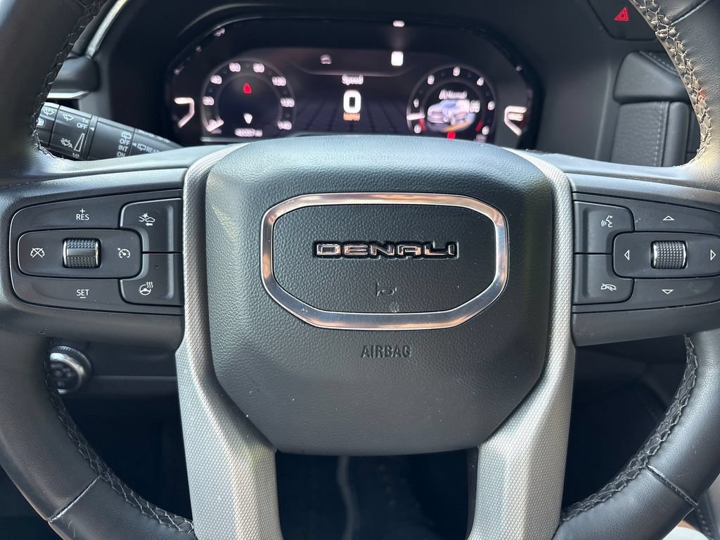 Used 2023 GMC Yukon Denali w/ LPO, Floor Liner Package AWD/4WD image 9