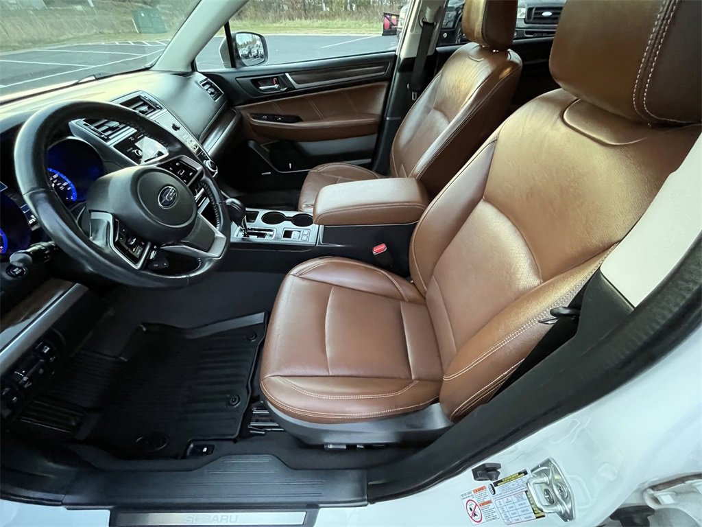 Used 2018 Subaru Outback 2.5i Touring image 12