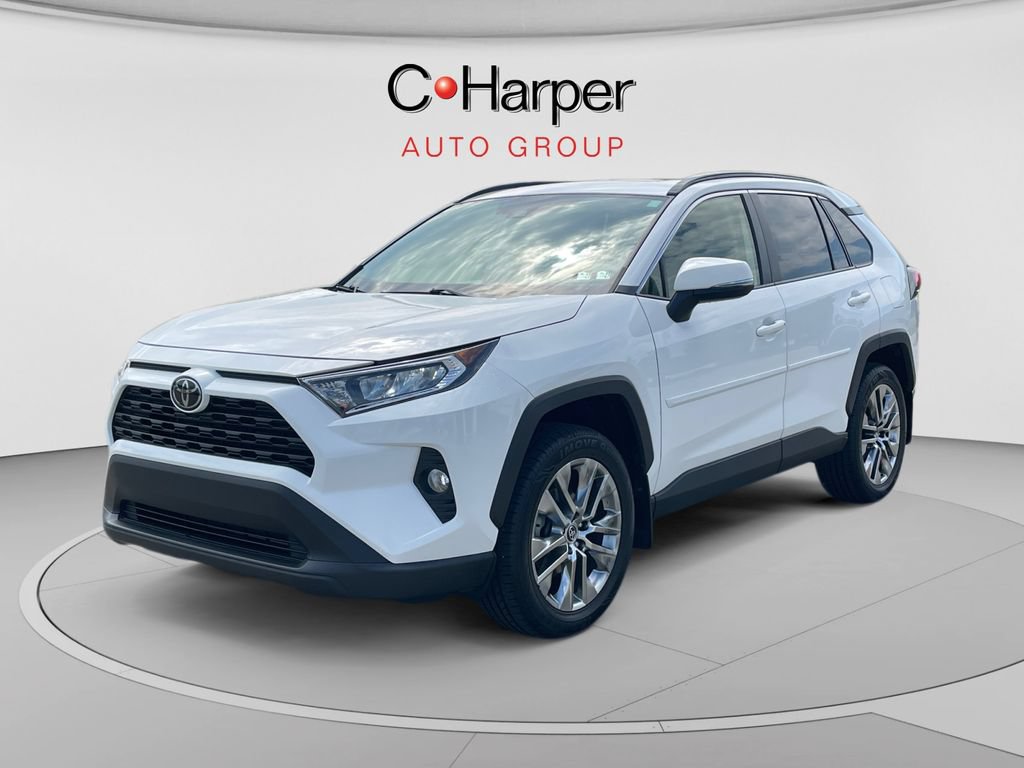Used 2019 Toyota RAV4 XLE Premium w/ Cold Weather Package AWD/4WD image 7