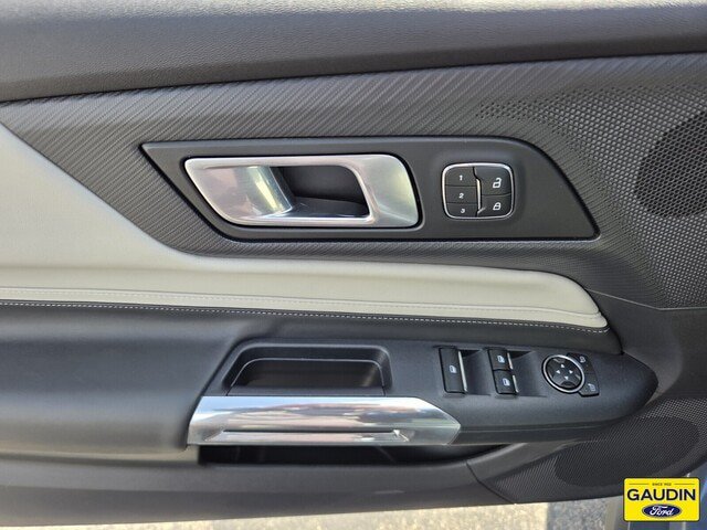 Certified 2025 Ford Mustang Premium RWD image 18