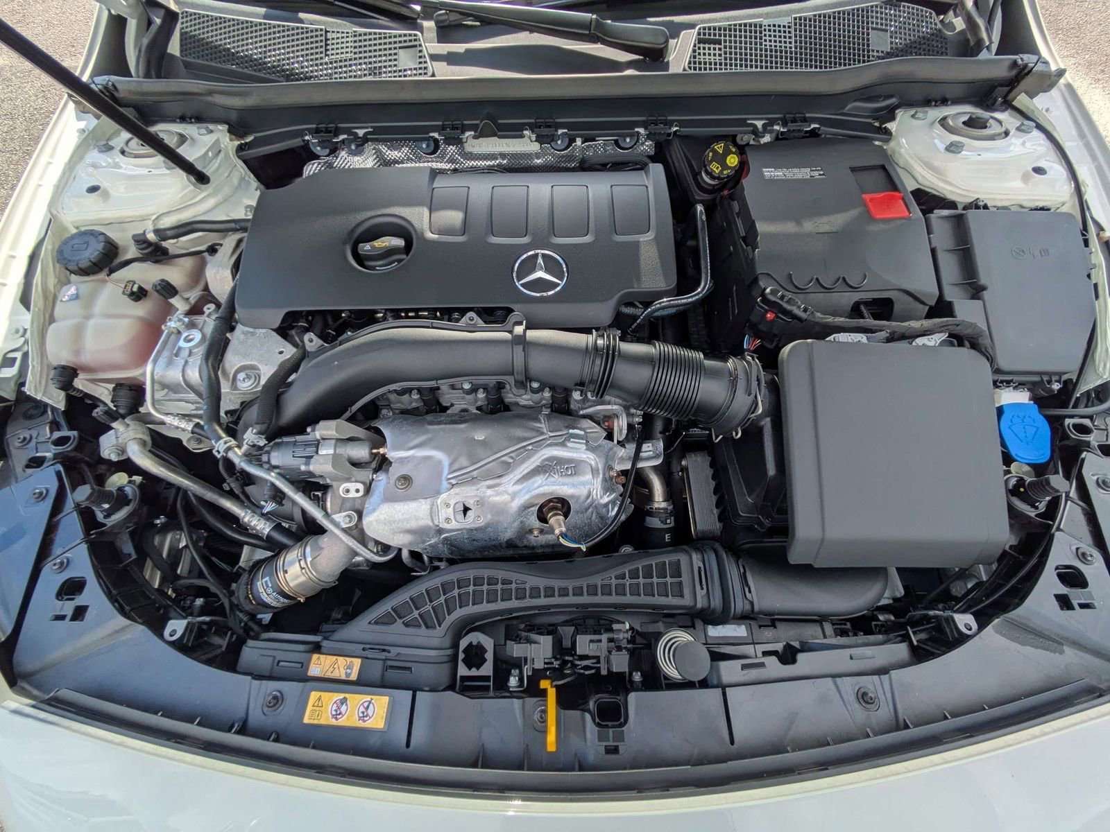 Used 2023 Mercedes-Benz CLA 250 4MATIC image 6