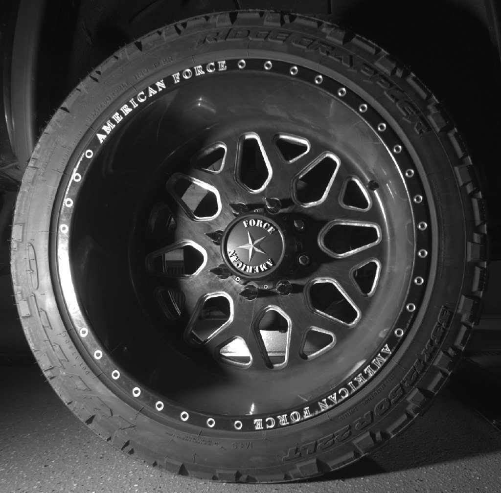 Used 2017 GMC Sierra 2500 Denali w/ Duramax Plus Package AWD/4WD image 11