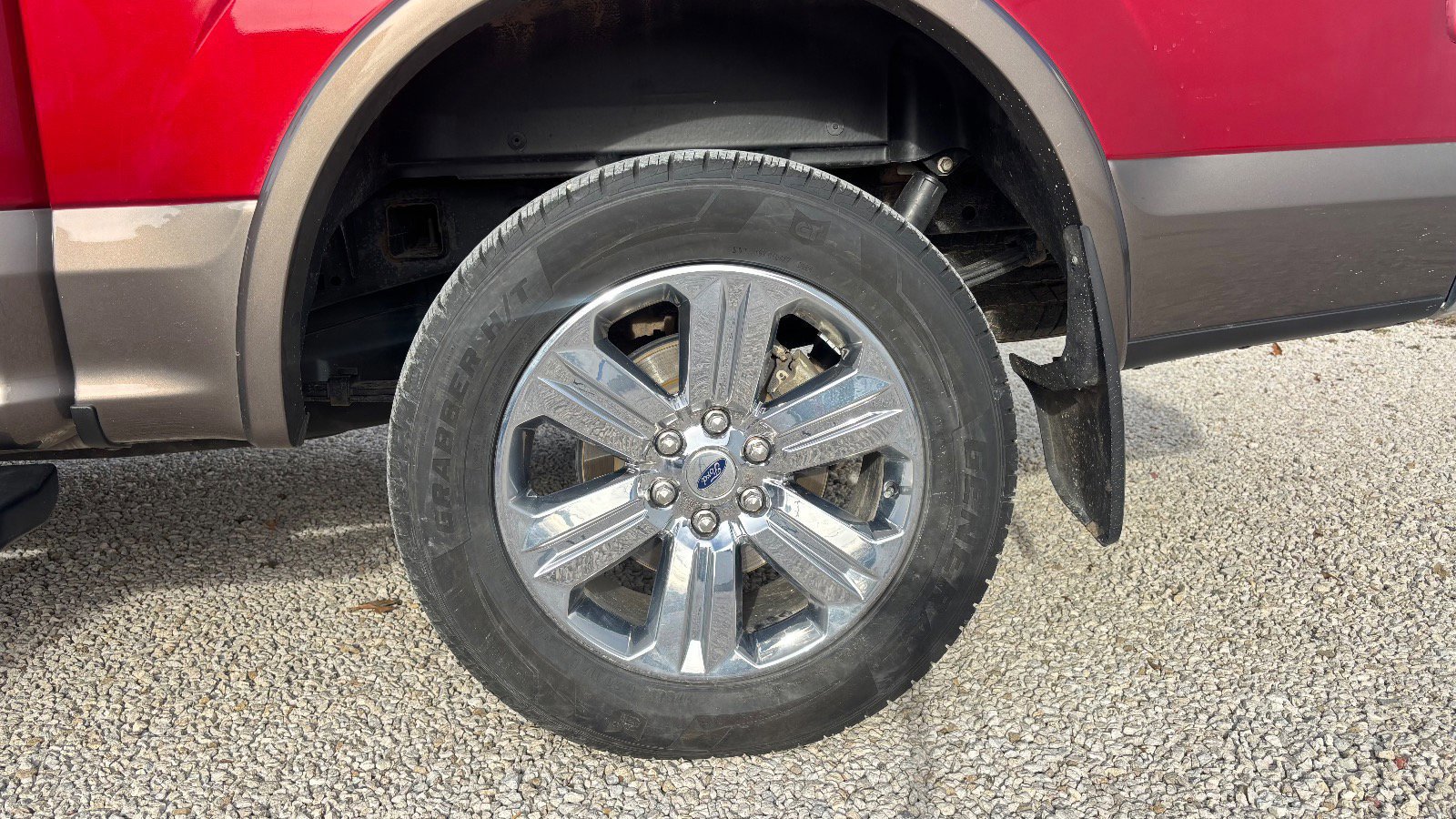 Certified 2019 Ford F150 Lariat w/ Equipment Group 502A Luxury image 19