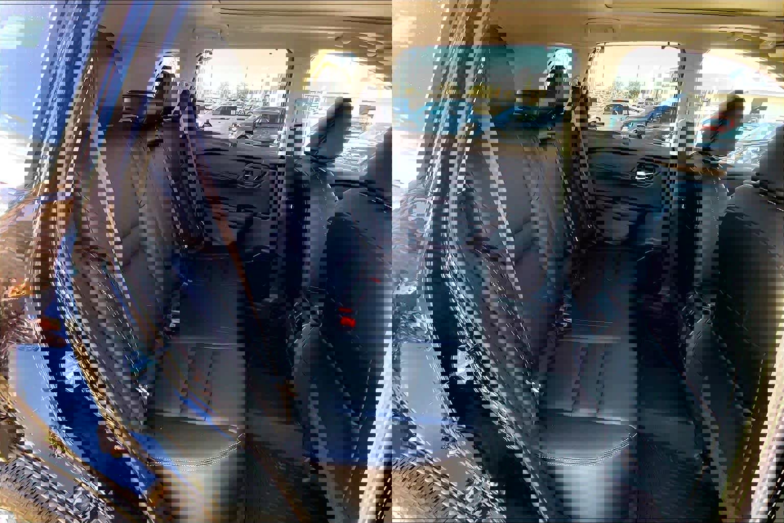 Used 2023 Nissan Rogue SL w/ SL Premium Package image 19