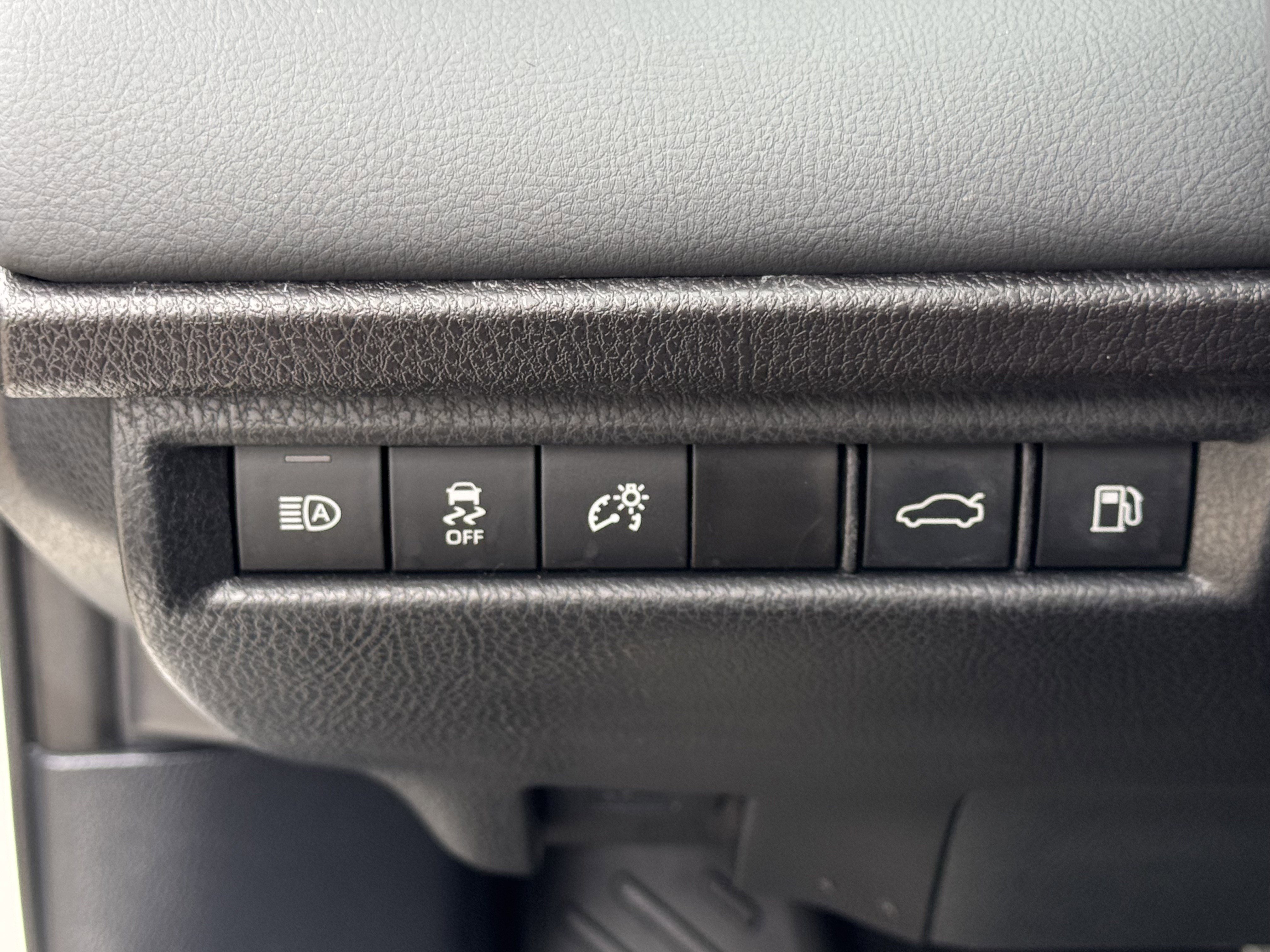 Used 2025 Toyota Camry XSE image 21