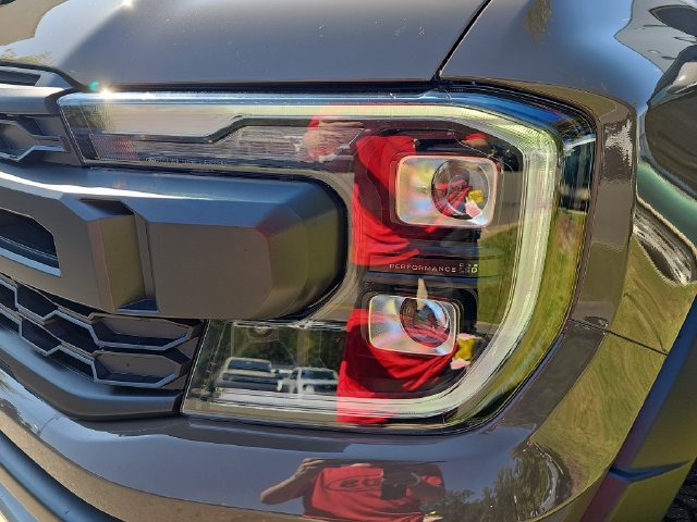 Certified 2025 Ford Ranger Raptor AWD/4WD image 28