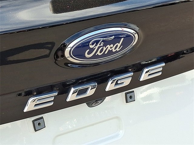 Certified 2021 Ford Edge Titanium w/ Equipment Group 301A image 28